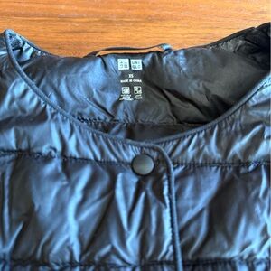 Uniqlo Women's Black Quilted Vest